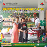 Penyerahan Hadiah Motor kepada konsumen setia Mitsubishi Sun Star Motor Achmad Yani Surabaya